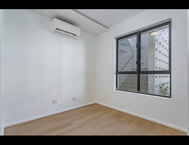 2 BEDROOM APARTMENT FOR SALE IN VAL DE VIE ESTATE